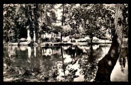 AUTOMOBILES - TRACTION - DS - 2 CV ETC... - LE VESINET, LE LAC - Voitures De Tourisme