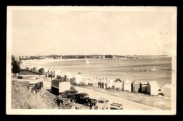 AUTOMOBILE - HOTCHKISS - CITROEN TRACTION - BENODET, LA PLAGE - PKW