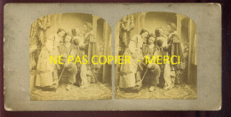 PHOTO STEREO - FEMME ET HOMMES EN COSTUMES - FORMAT 17 X 8.5 CM  - Stereoscopic