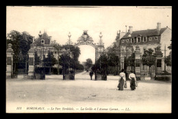 33 - BORDEAUX - LE PARC BORDELAIS - LA GRILLE ET L'AVENUE CARNOT - Bordeaux