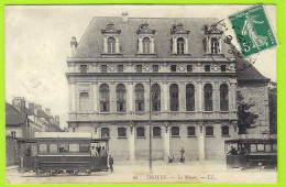 10 - TROYES +++ Le Musée +++ Tramway +++ - Troyes