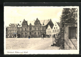 AK Glückstadt, Rathaus Und Markt Mit Geschäft  - Glueckstadt