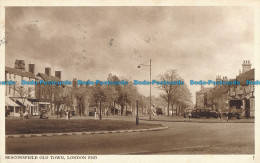 R024141 Beaconsfield Old Town. London End. Excelsior. 1953 - Other & Unclassified