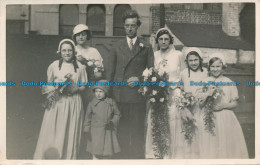 R024871 Old Postcard. Wedding Photo - World