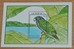 DOMINICA 1990, Birds, Parrots, Animals, Fauna, Souvenir Sheet, MNH** - Papagayos