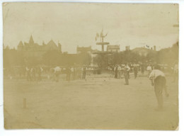 PHOTO Format 17,3 X 12,5 Cm VILLEFRANCHE SUR SAONE 69 Place Du Promenoir ( Concours De Pétanque / Jeux De Boules ) - Lieux