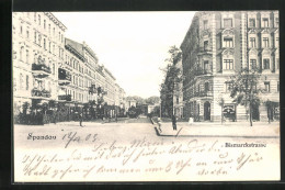 AK Berlin-Spandau, Bismarckstrasse Mit Gasthaus Johannes Viergott Im Eckhaus  - Spandau