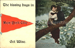 11686137 New_York_City Kissing Bugs Paar Auf Baumstamm - Altri & Non Classificati