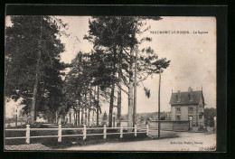 CPA Beaumont-le-Roger, Le Square  - Beaumont-le-Roger