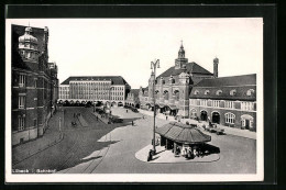 AK Lübeck, Bahnhof Mit Vorplatz Und Kiosk  - Lübeck