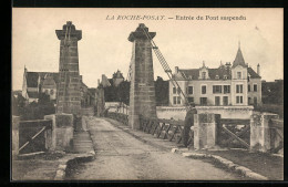 CPA La Roche-Posay, Entrée Du Pont Suspendu  - La Roche Posay