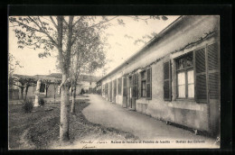 CPA Couhé-Vérac, Maison De Retraite Et Pension De Famille  - Other & Unclassified