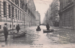 PARIS - Inondations De Janvier 1910 - Rue De Lille - La Crecida Del Sena De 1910