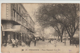 Périgueux - Place Bugeaud - (G.2604) - Périgueux