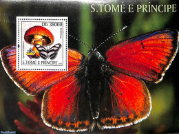 Sao Tome/Principe 2003 Mushroom, Butterfly S/s, Mint NH, Nature - Butterflies - Mushrooms - Paddestoelen