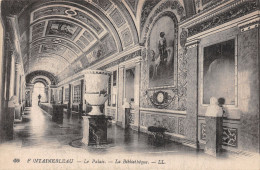 77-FONTAINEBLEAU LE PALAIS LA BIBLIOTHEQUE-N°LP5128-A/0191 - Fontainebleau