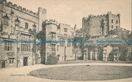 R026996 Courtyard. Durham Castle. Valentine - Welt