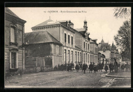 CPA Loudun, Ecole Communale Des Filles  - Loudun