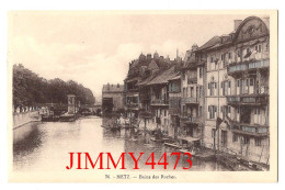 CPA - METZ - Bains Des Roches ( Bateaux Bien Animés ) N° 76 - Edit. P. Bonnevie à Metz - Metz