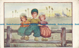 R028500 Old Postcard. Kids. Faulkner - World