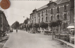 86 -  Carte Postale Semi Moderne De LA ROCHE POSAY    Etablissement Saint Roch - La Roche Posay