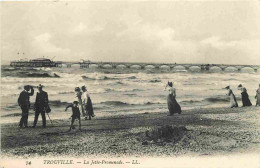 14 - Trouville - La Plage Et La Jetée Promenade - Animée - Scènes De Plage - CPA - Voir Scans Recto-Verso - Trouville