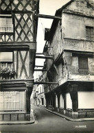 28 - Dreux - Maison Du XVe Siècle, Rue Illiers - Mention Photographie Véritable - Carte Dentelée - CPSM Grand Format - C - Dreux