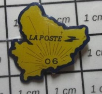 3617 Pin's Pins / Beau Et Rare / POSTES / LA POSTE 06 ALPES MARITIMES - Correo