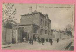 SAS0249   CPA  VERNON (Eure)  L'Ecole Primaire Supérieure De Garçons  - BLANCHISSERIE ++++++ - Vernon