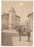 CPSM / CPM 10,5 X 15 Haute Savoie MEGEVE Autrefois La Vieille Tour  Cavalière Cheval Publicité "Petit Beurre LU Lefèvre* - Megève