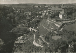 12.n° 25218. Bozouls . Vue Generale . Carte Postale Photo. Cpsm. - Bozouls