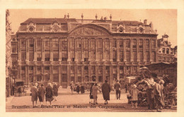 BELGIQUE - Bruxelles - Grand'Place Et Maison Des Corporations - Animé - Carte Postale Ancienne - Plazas