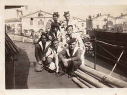 Photographie Photo Vintage Snapshot Marine Militaire Bateau Bizerte - Guerra, Militares