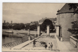 Besancon Entrée De Ville Par Le Square De La Pelotte - Besancon