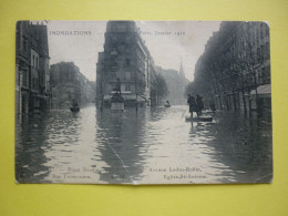 75. INONDATION DE PARIS 1910  AVENUE LEDRU ROLLIN EGLISE SAINT ANTOINE     NON ECRITE  UN PLI CENTRALE - Überschwemmung 1910