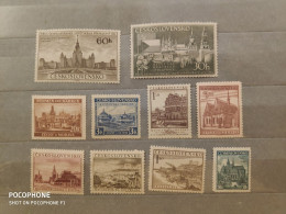 Czechoslovakia	Architecture  (F96) - Unused Stamps