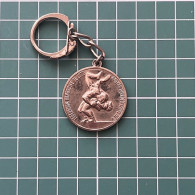 Pendant Keychain Souvenir SU000253 - Wrestling Hungary MBSZ Federation Association Union - Uniformes Recordatorios & Misc