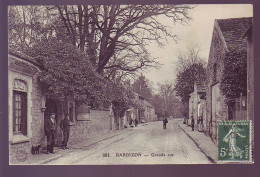 77 - BARBIZON - GRANDE RUE  - ANIMÉE - - Barbizon