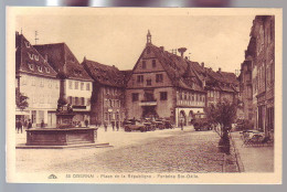 67 - OBERNAI - PLACE DE LA RÉPUBLIQUE - AUTOMOBILE - ANIMÉE - - Obernai