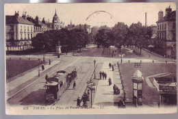 37 - TOURS - PLACE DU PALAIS De JUSTICE - TRAMWAYS - ANIMÉE - - Tours