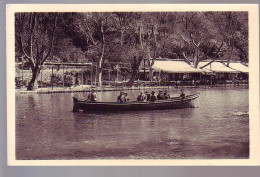 84 - FONTAINE-de-VAUCLUSE - BATEAU Des TOURISTES Et RESTAURANT - ANIMÉE - - Altri & Non Classificati