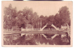 80 -MONTDIDIER - AUBERGE De La JEUNESSE - LA PISCINE - - Montdidier