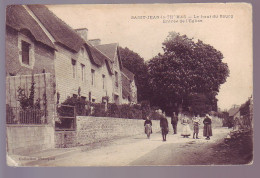 50 - SAINT JEAN-le-THOMAS - LE HAUT Du BOURG - ENTRÉE DE L'ÉGLISE - ANIMÉE - - Otros & Sin Clasificación