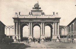 BELGIQUE - Bruxelles - Parc Du Cinquantenaire - L'Arc Monumental - ND - Animé - Carte Postale Ancienne - Andere & Zonder Classificatie