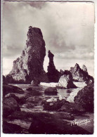 (56). Belle Ile En Mer. N° 130 Apothicairerie Par Gros Temps & 80 Roc Tout Ou Roche Percee & 43 Port Coton & (3) - Belle Ile En Mer