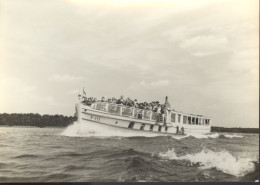 Motorschiff Friedrich Engels, Fahrgastschiff, Berlin - Sonstige & Ohne Zuordnung