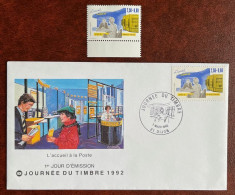 FRANCE 1992 -  Enveloppe  Premier Jour Et Timbre Neuf  " L'accueil à La Poste"  -  Journée Du Timbre Dijon - 1961-....