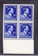 1944 Nr 692** Zonder Scharnier,blokje Van 4,zegel Uit Reeks Leopold III. - 1936-1957 Offener Kragen