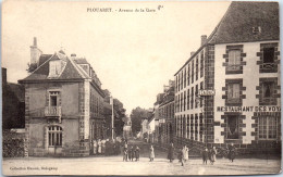 22 PLOUARET - Vue De L'avenue De La Gare  - Plouaret