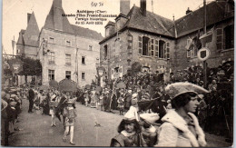 18 AUBIGNY - Fetes Franco-ecossaises, Le Cortege Historique  - Aubigny Sur Nere